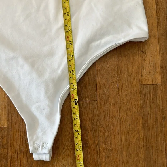 *last chance!!* nuuds | Women’s white scoop neck bodysuit - Picture 8 of 16